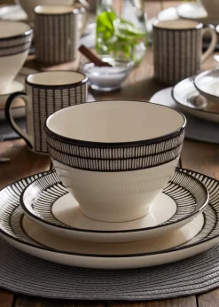 4 Pack Grey Woven Placemats