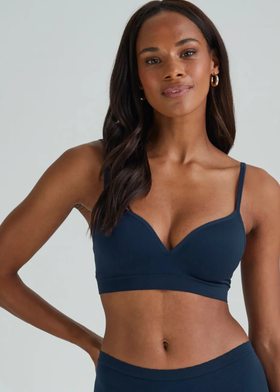 2 Pack Nude & Navy Seamless Moulded Bras