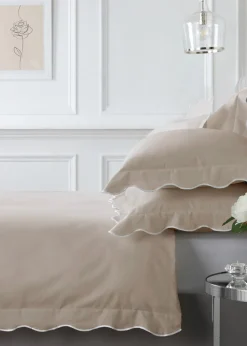 Appletree Boutique Scallop Edge Natural Duvet Cover Set