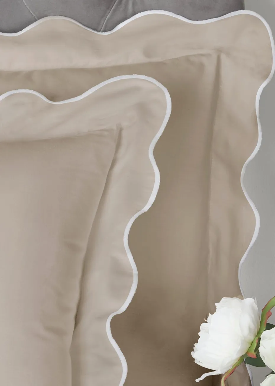 Appletree Boutique Scallop Edge Natural Duvet Cover Set