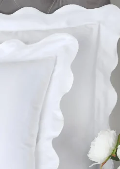 Appletree Boutique Scallop Edge White Duvet Cover Set