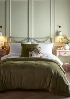 Appletree Heritage Austell Olive Velvet Bedspread