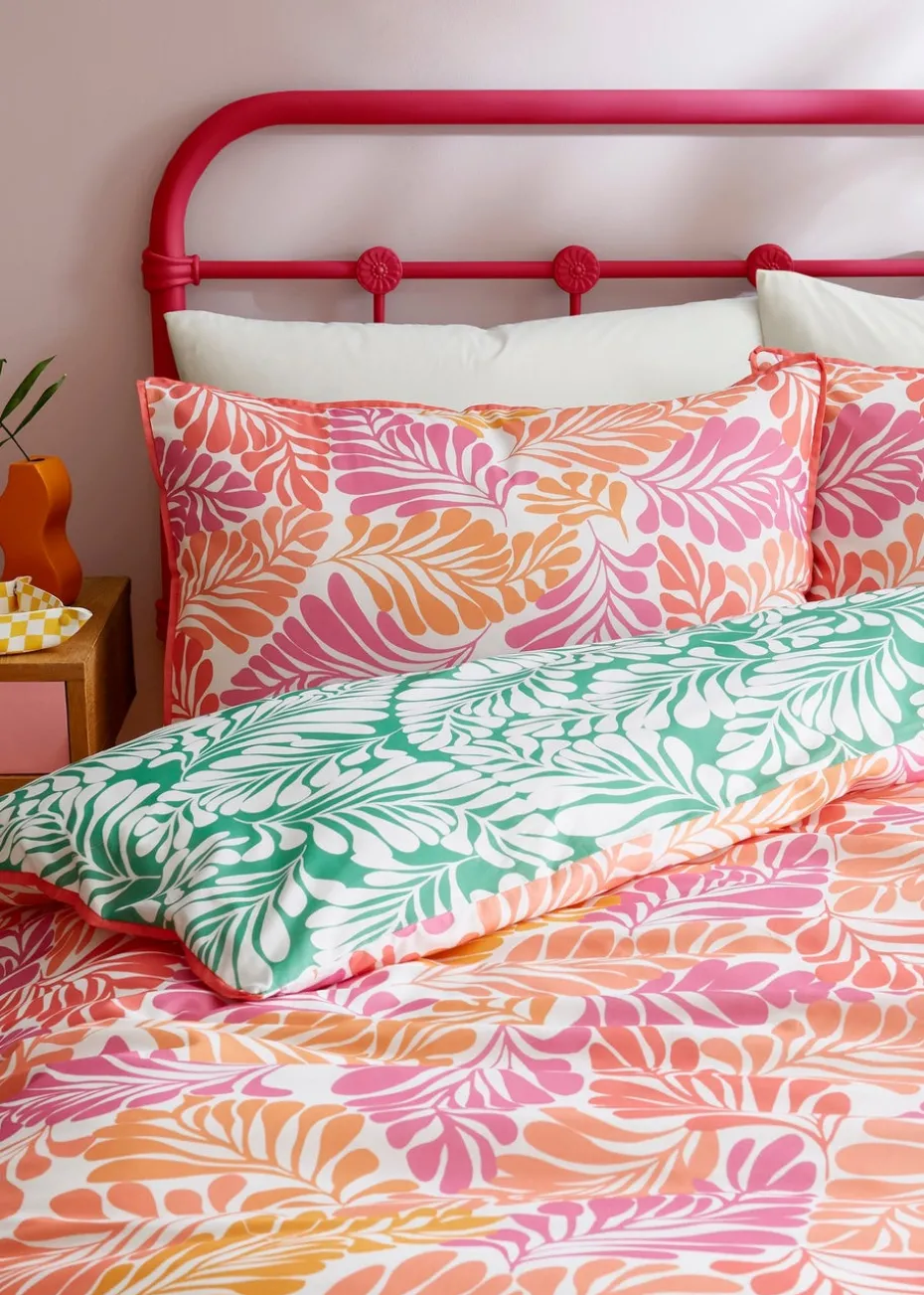 Appletree Style Carmen Digitally Printed Pink Duvet Cover Set