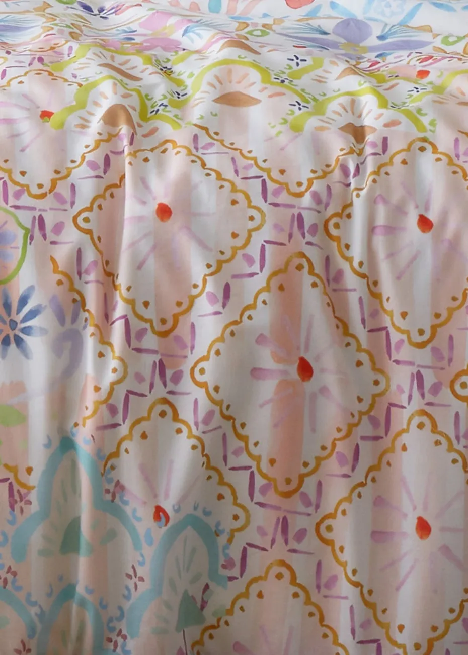 Appletree Style Casablanca Reversible White Duvet Cover Set