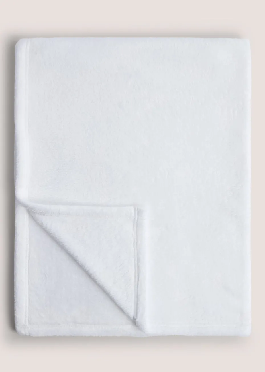 Baby White Giraffe Roll Up Blanket