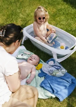 Badabulle Blue Foldable Bath Tub