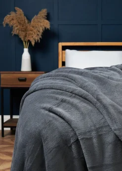 BHS Microfleece Charcoal Throw (140 x 180cm)