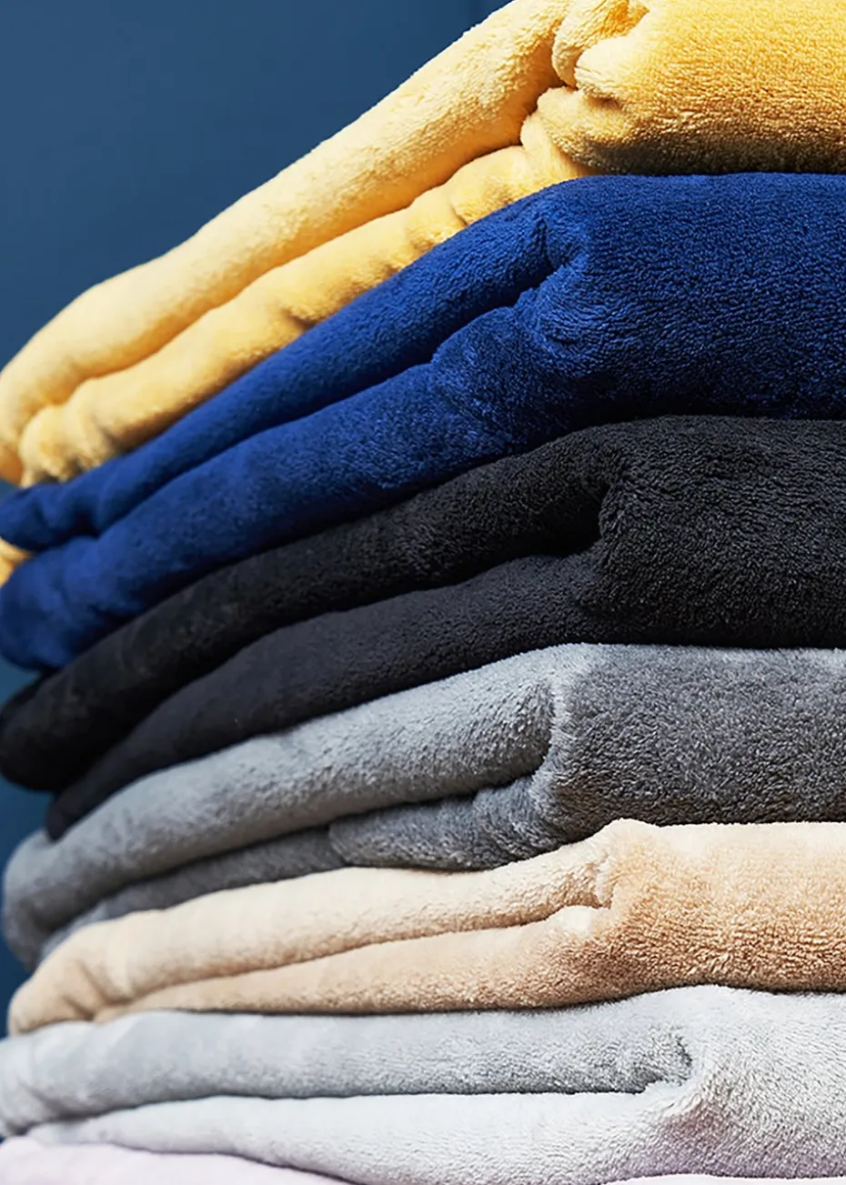 BHS Microfleece Navy Throw (140 x 180cm)