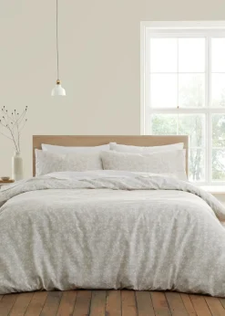 Bianca Fine Linens Shadow Leaves 200 Thread Count Cotton Reversible Duvet Cover Set