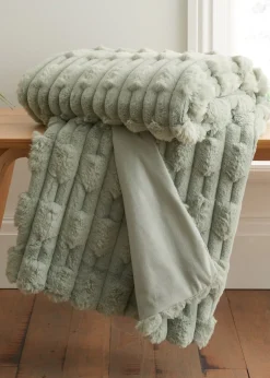 Bianca Fine Linens So Soft Carved Faux Fur Blanket Throw (150x200 cm)