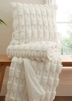 Bianca Fine Linens So Soft Carved Faux Fur Blanket Throw (150x200 cm)