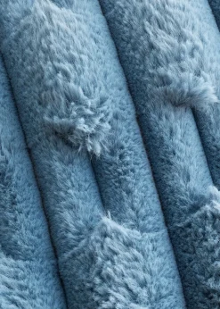 Bianca Fine Linens So Soft Carved Faux Fur Blanket Throw (150x200 cm)