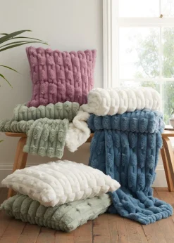 Bianca Fine Linens So Soft Carved Faux Fur Blanket Throw (150x200 cm)