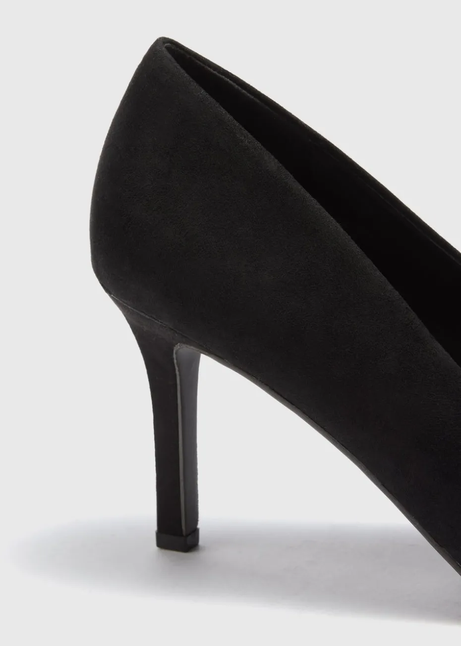 Black Pointed Court Heels