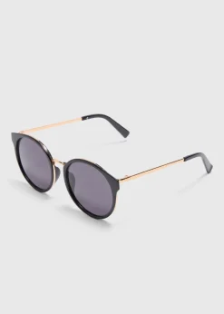 Black Round Framed Sunglasses