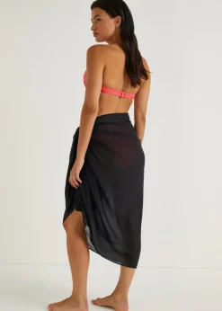 Black Sarong