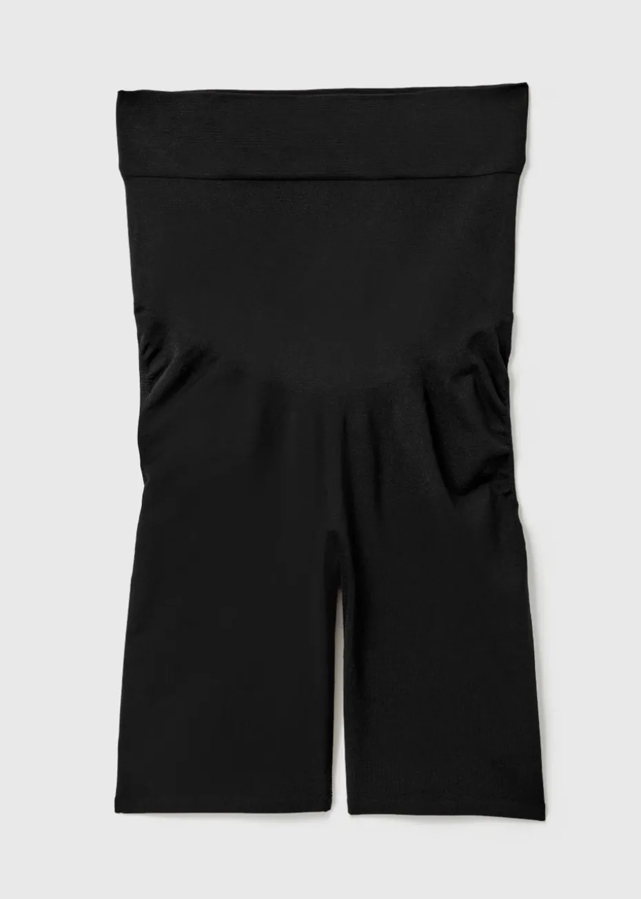 Black Seamless Smoothing Shorts