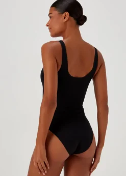 Black Seamless Smoothing Bodysuit