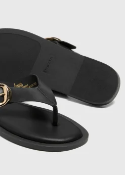 Black Toe Post Buckle Sandal