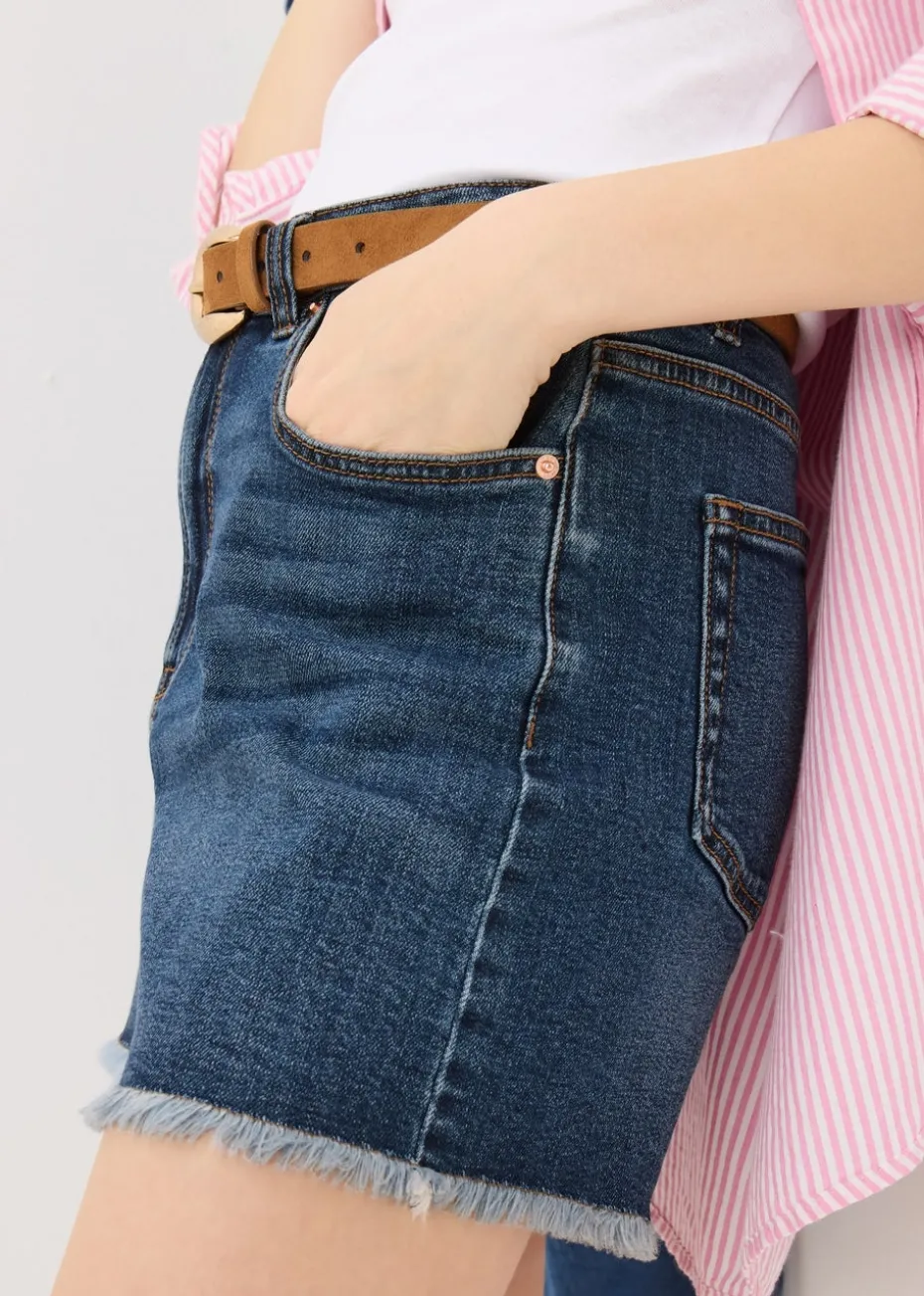 Blue Dark Wash Frayed Hem Denim Shorts