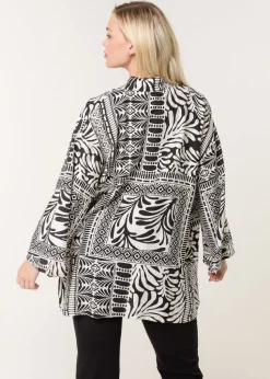 Blue Vanilla Black Kimono With Geometric Print