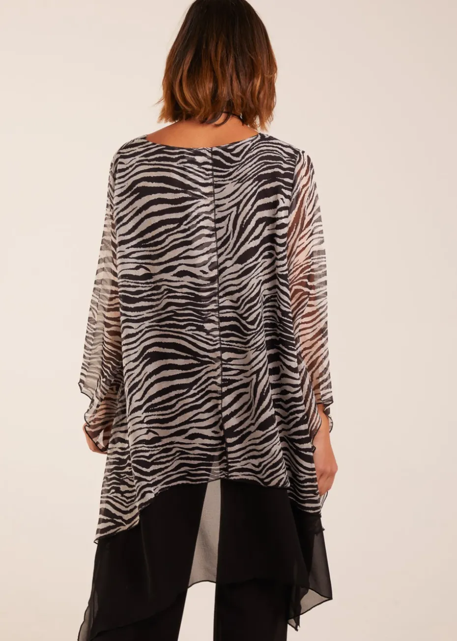 Blue Vanilla Black Pattern 2 In 1 Woven Top