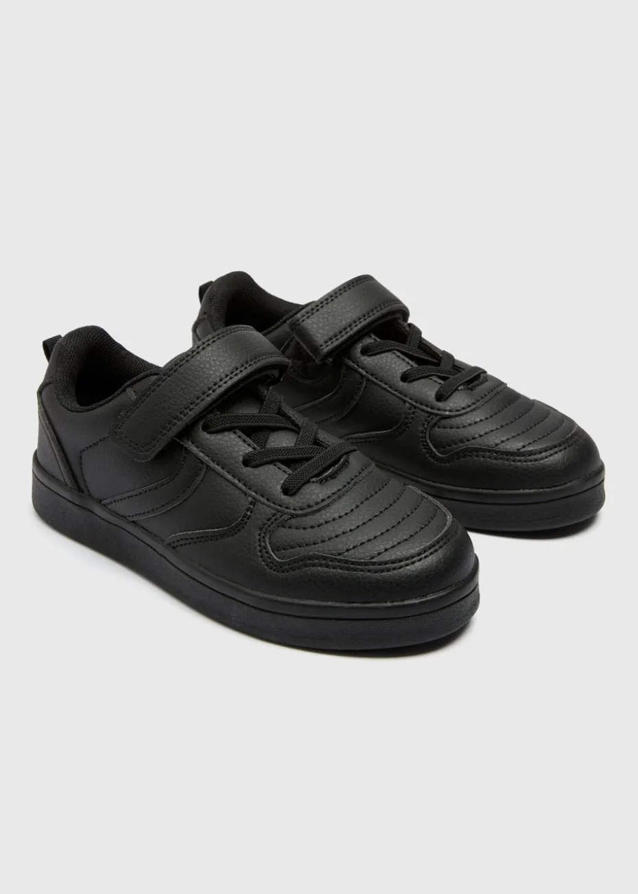 Boys Black Baseball School Trainers (Younger 10/11-Older 5/6)