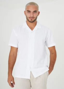 Brave Soul White Luca Short Sleeve Fine Stripe Revere Collar Shirt