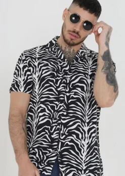 Brave Soul White Short Sleeve Print Shirt