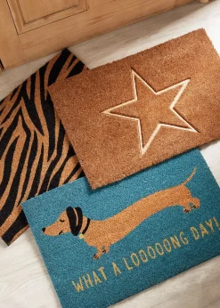 Brown Embossed Star Doormat