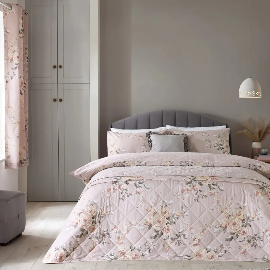 Catherine Lansfield Blush Pink Canterbury Floral Reversible Quilted Bedspread