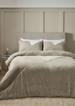 Catherine Lansfield Cosy Larsson Geo Fleece Duvet Cover Set