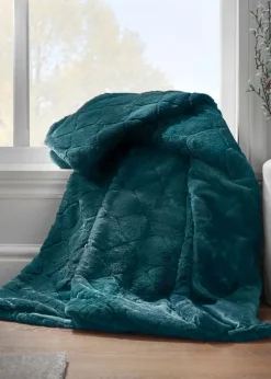 Catherine Lansfield Cosy Diamond Soft 130x170cm Blanket Throw