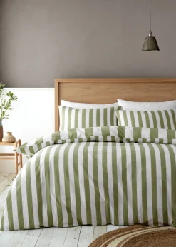 Catherine Lansfield Cove Stripe Reversible Duvet Cover Set