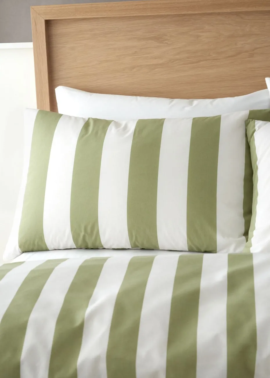 Catherine Lansfield Cove Stripe Reversible Duvet Cover Set