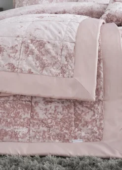 Catherine Lansfield Crushed Velvet Quilted Bedspread (220x220cm)