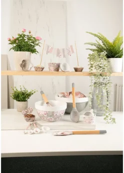 Catherine Lansfield Dramatic Floral Small Mixing Bowl 21cm