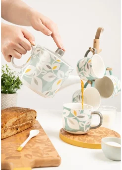 Catherine Lansfield Green Inga Teapot