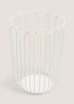 Cream Scalloped Wire Bowl