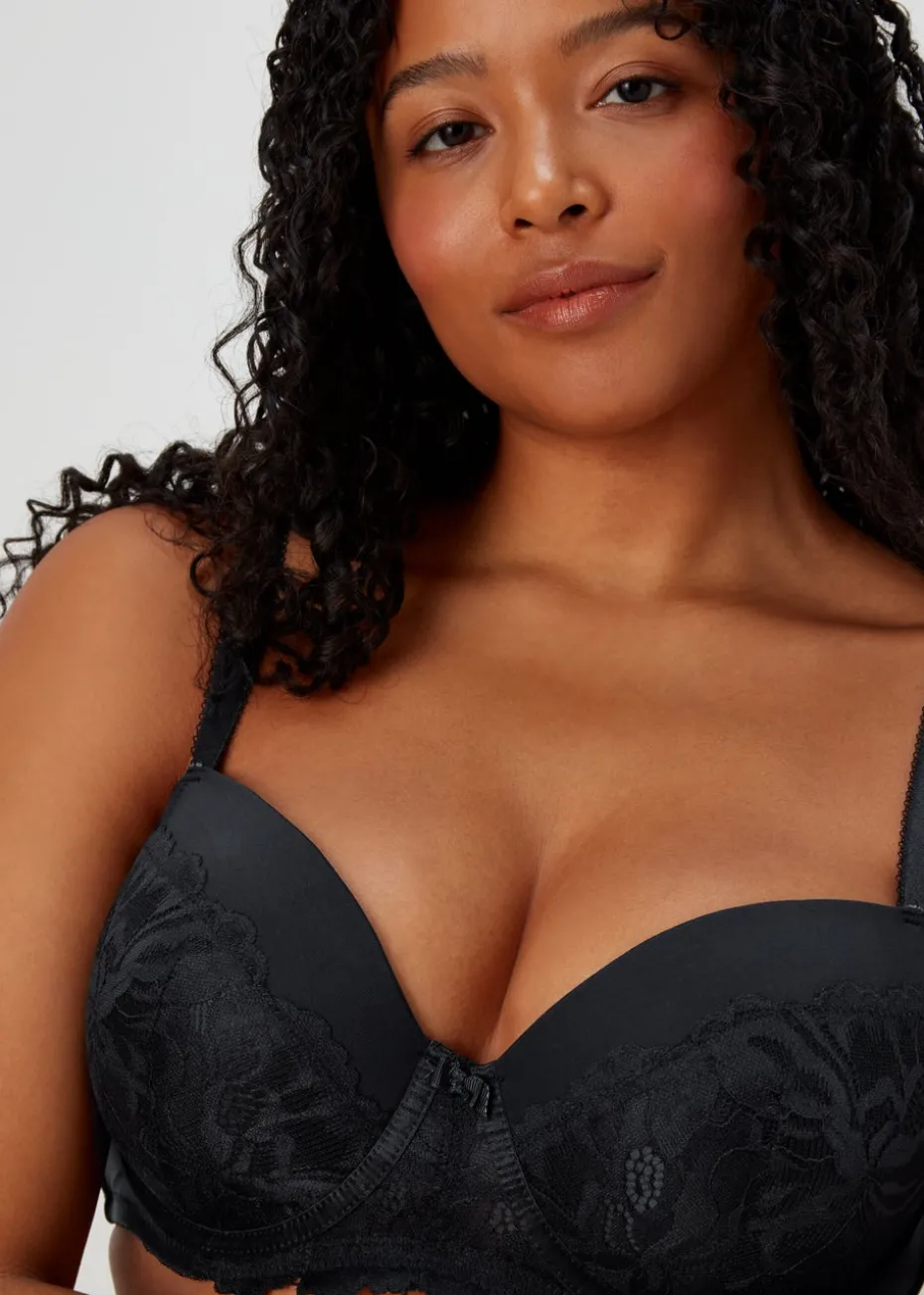 DD+ Black Lace Padded Bra