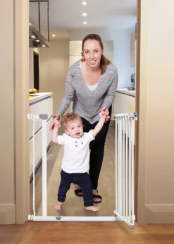 Dreambaby White Ava Safety Gate