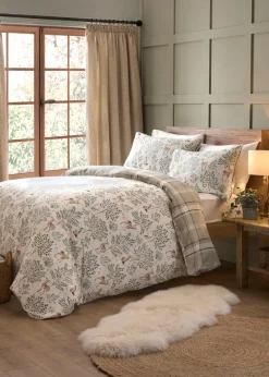 Dreams & Drapes Lodge Forest Animals Christmas Natural Duvet Cover Set