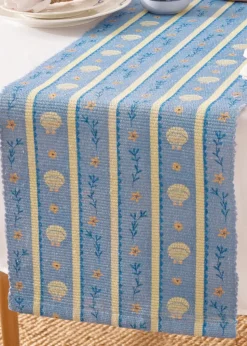 furn. Blue Sea Shells Indoor/Outdoor Table Runner