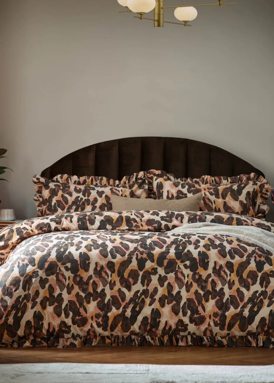 furn. Leopard Printed Frill Trim Duvet Cover Set