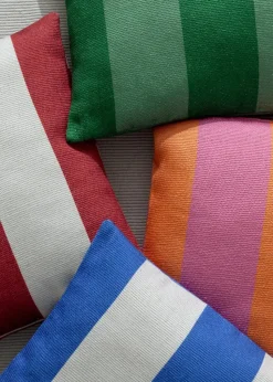 furn. Red Deck Stripe Woven Outdoor Outdoor Cushion