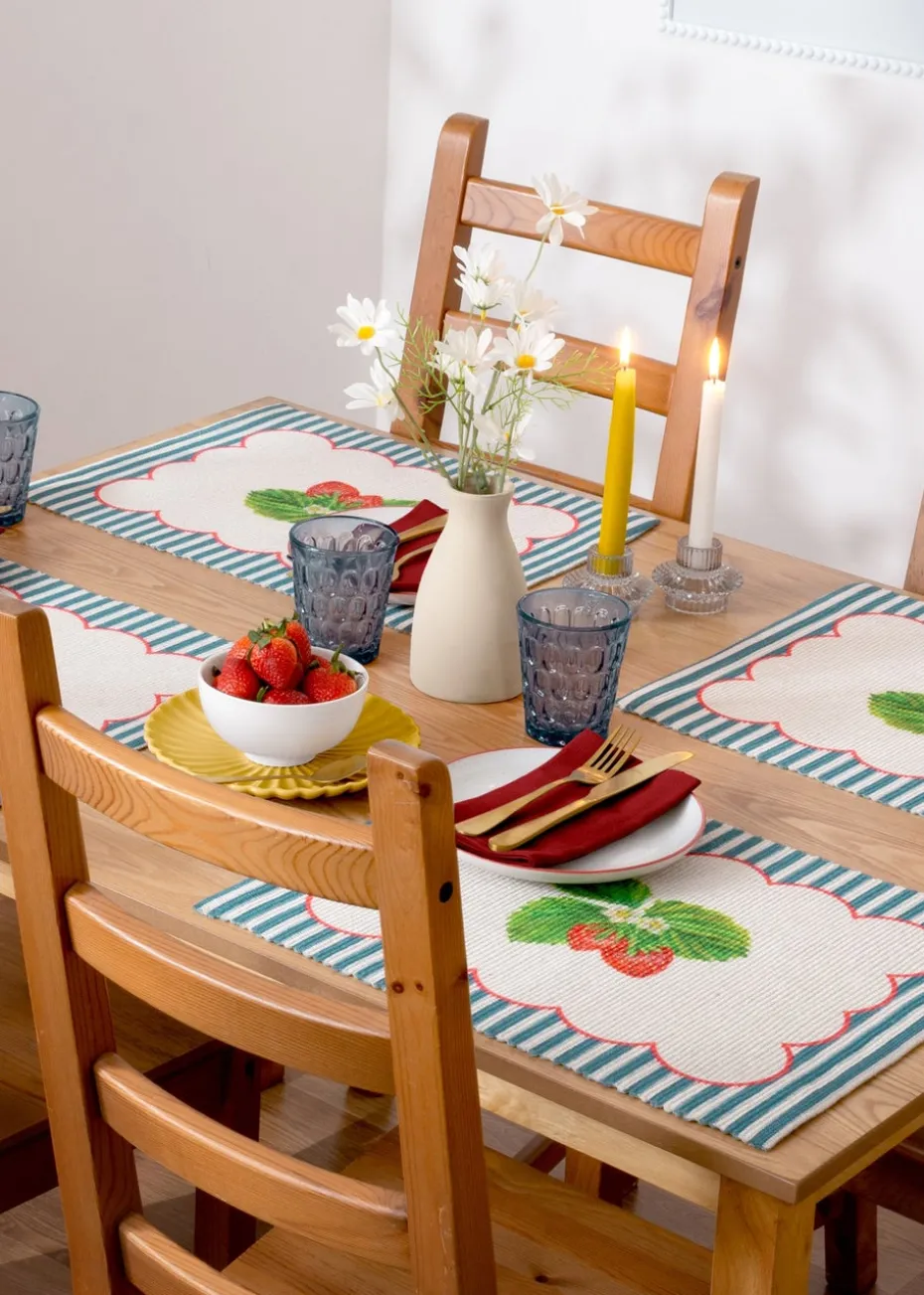 furn. Strawberry Stripes Set Of 4 Table Placemats (46 x 36cm)