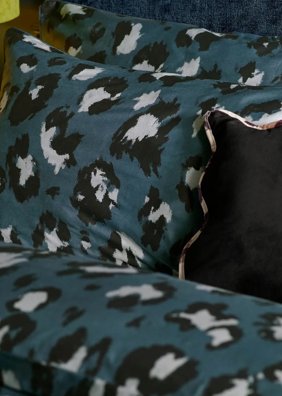 furn. True Leopard Printed Duvet Cover Set