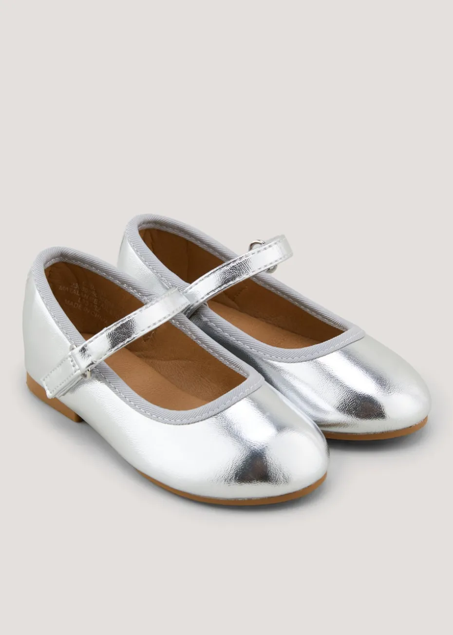 Girls Silver Ballet Flats (Younger 4-12)