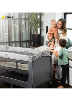 Hauck Stars Sleep N Play Center Travel Cot