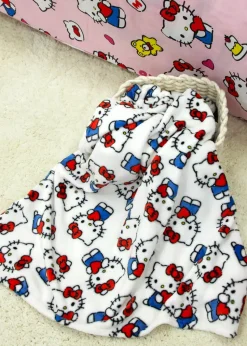 Hello Kitty White Heartheld Fleece Throw